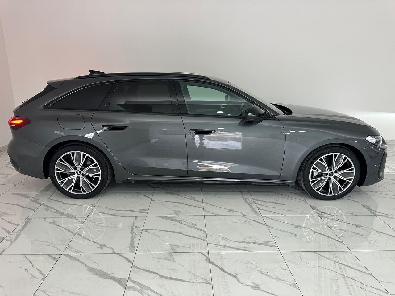 AUDI A5 AVANT 2.0 MHEV 2X S-LINE KM0 (IVA ESPOSTA)