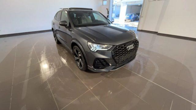 AUDI Q3 SPB 35 TDI S tronic Identity Black