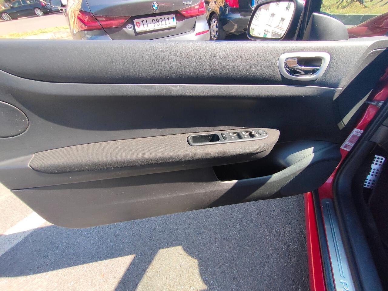 Peugeot 307 1.6 16V CC Tecno GPL