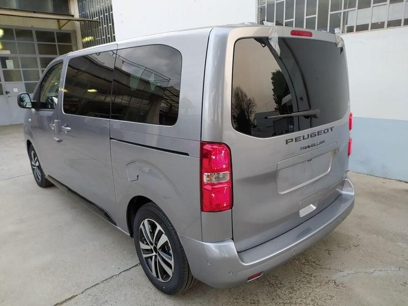 Peugeot Traveller 180 Hdi EAT8 STD Business NAV CBC