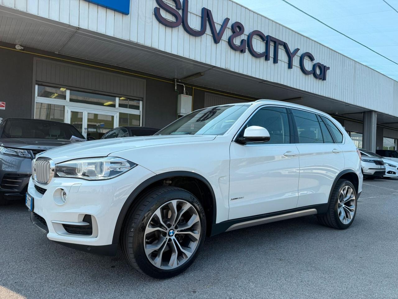 BMW X5 xdrive35i Experience SERVICE IN BMW