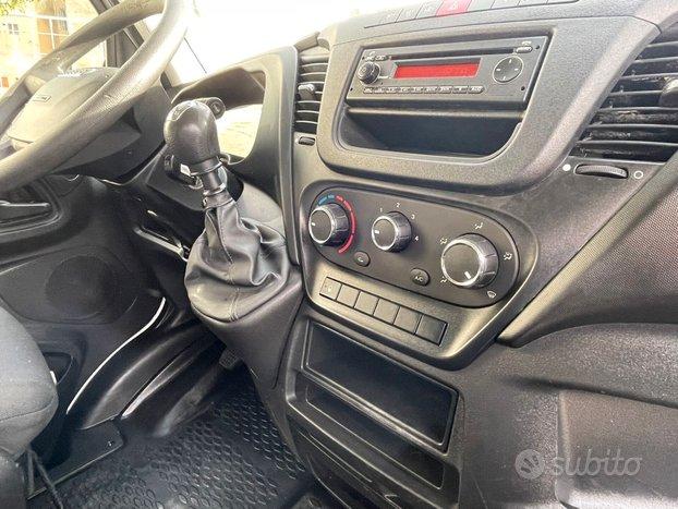 Iveco Daily 35c14 CON CASSA FURGONE BOX