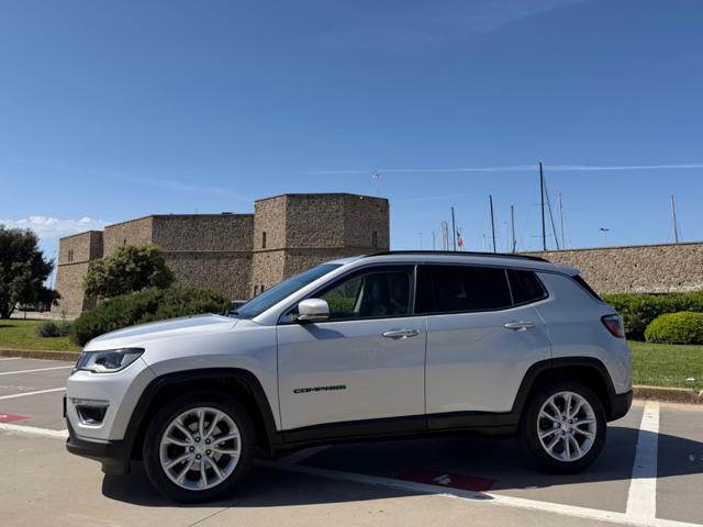 JEEP Compass 1.6 MJET LIMITED+NAVI+18''+PDC+BIXENO+PELLETEX