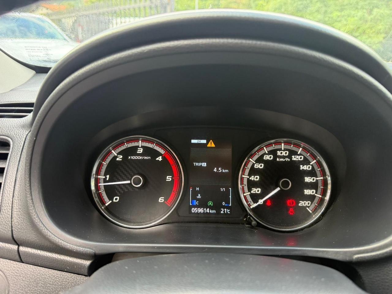 Mitsubishi L200 2.3 D Double Cab 4x4 Easy Select Invite Connect