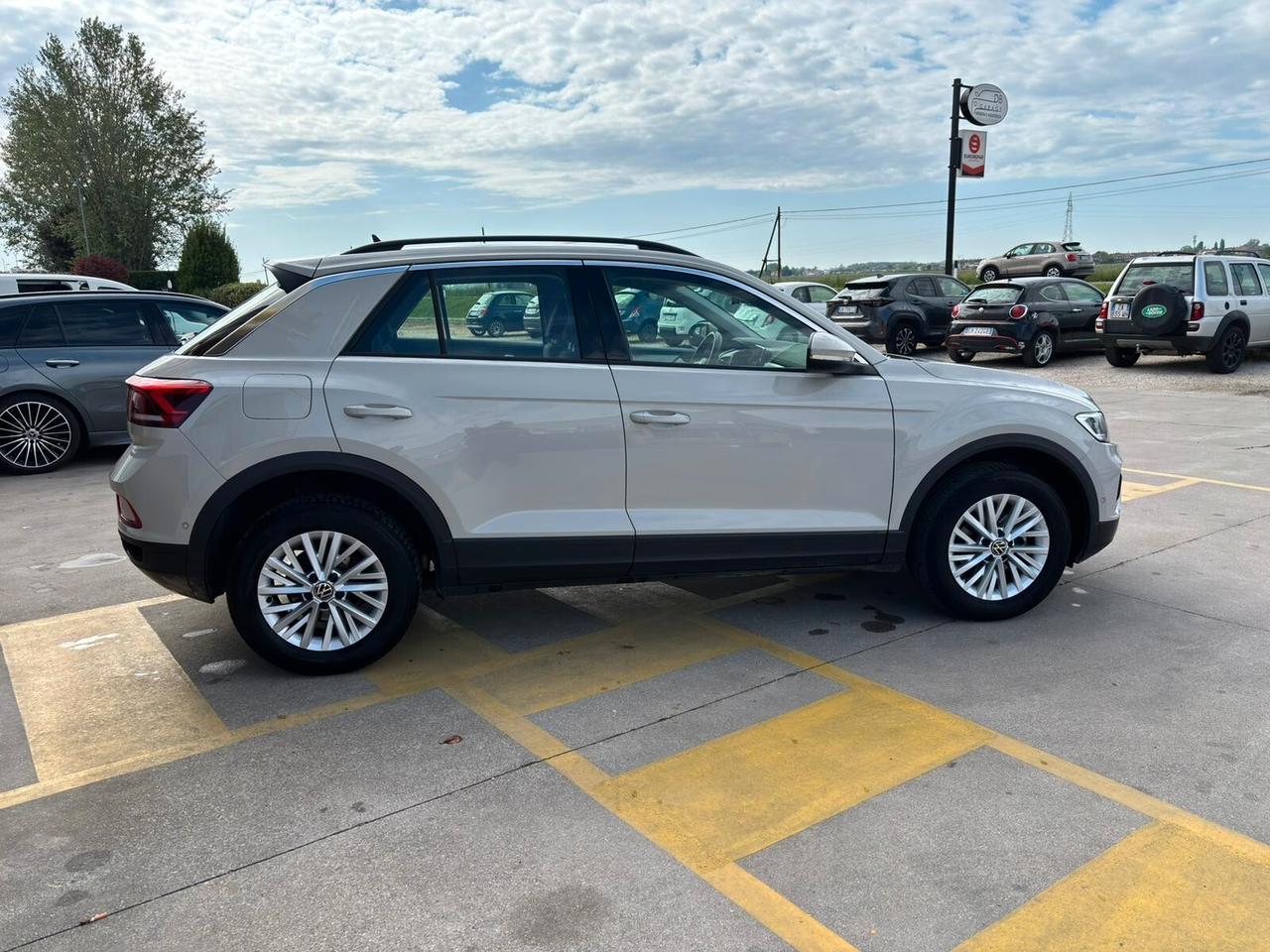 Volkswagen T-Roc 1.0 TSI Life