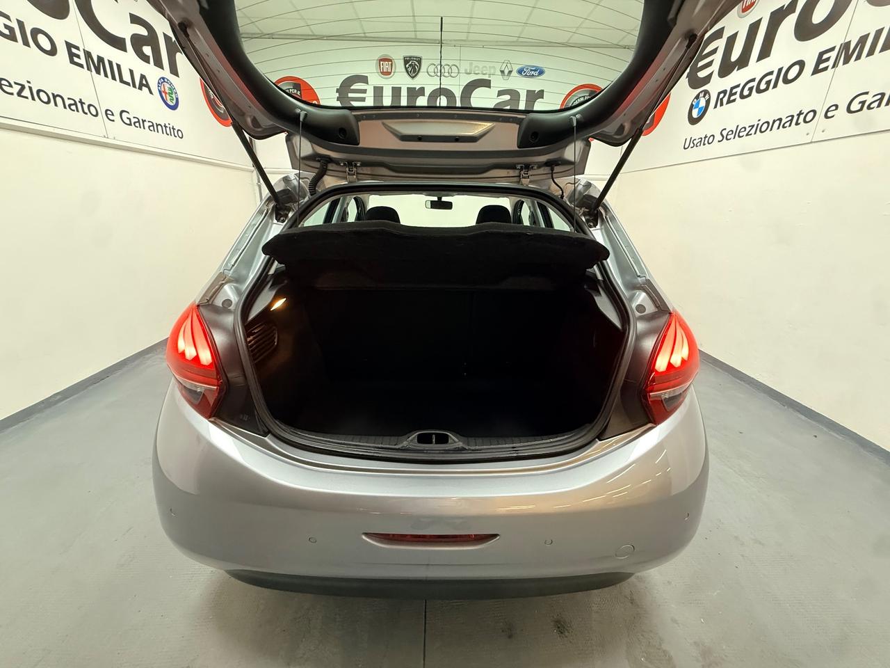 Peugeot 208 BHDi 100 CV 5 P. Allure 04/2019 Euro 6B Neopatentati