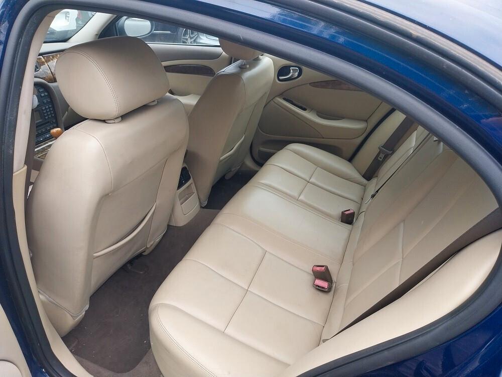 Jaguar S-Type 2.5 V6 cat Executive