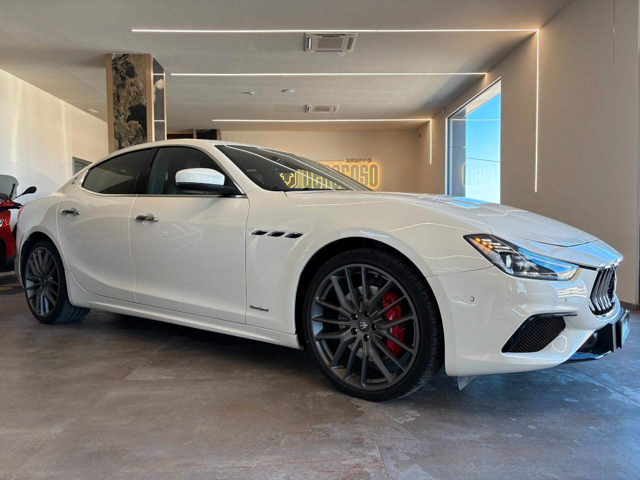 Maserati Ghibli V6 Diesel 275 CV Gransport