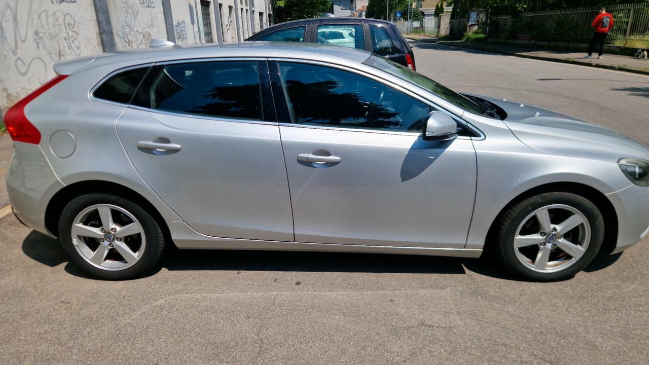 Volvo V40 D2 1.6 Diesel