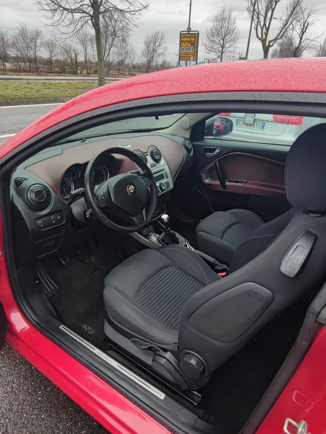 Alfa Romeo MiTo 1.4 T 120 CV GPL Distinctive Sport Pack