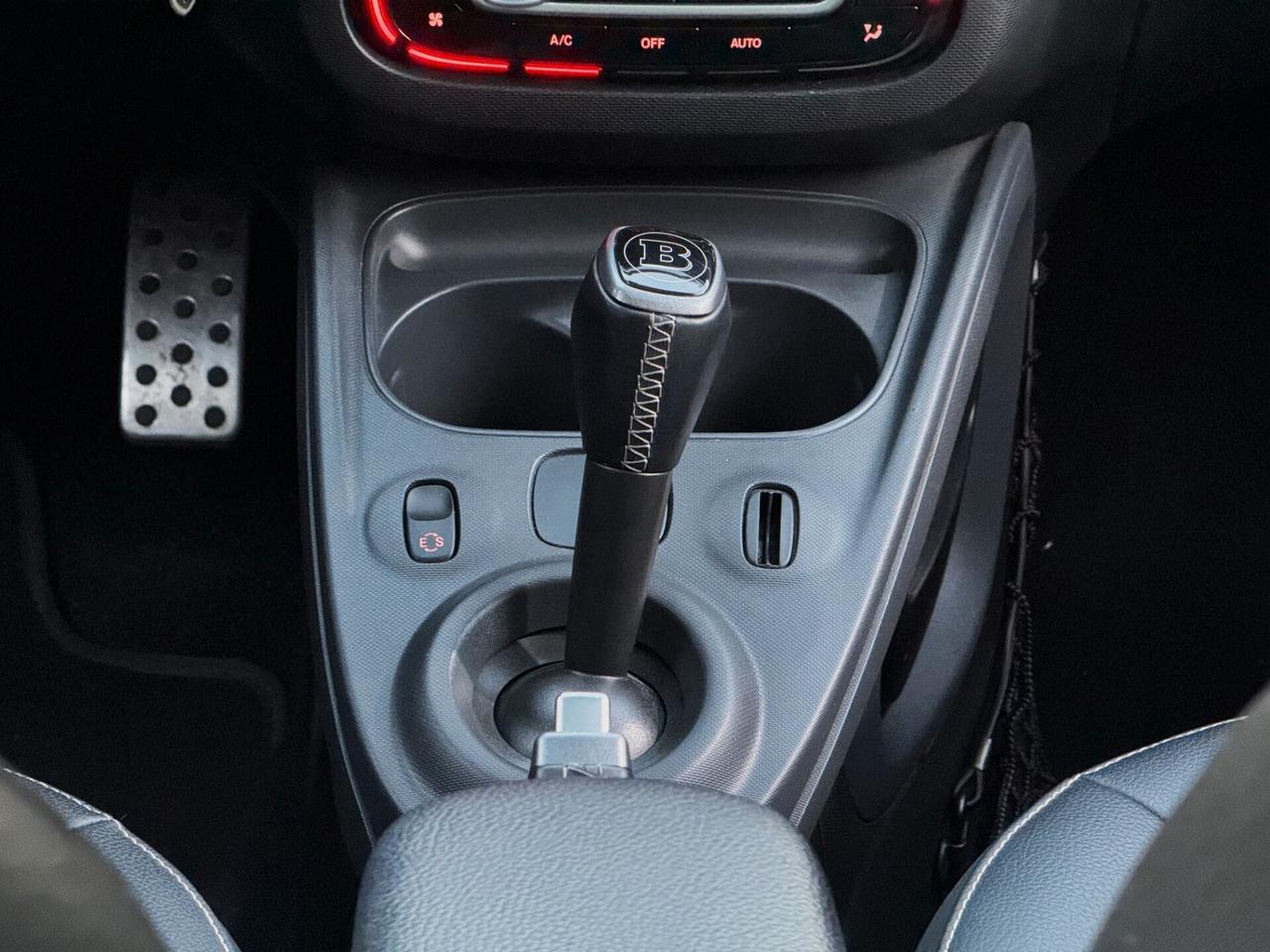 Smart forFour 0.9 T BRABUS 109CV TETTO CAM JBL