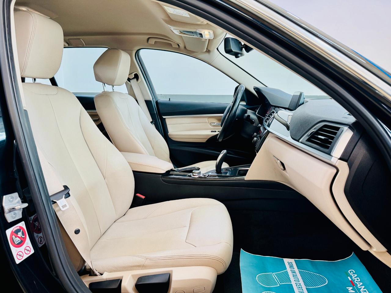 Bmw 316d Touring Luxury Autom/LED/Navi