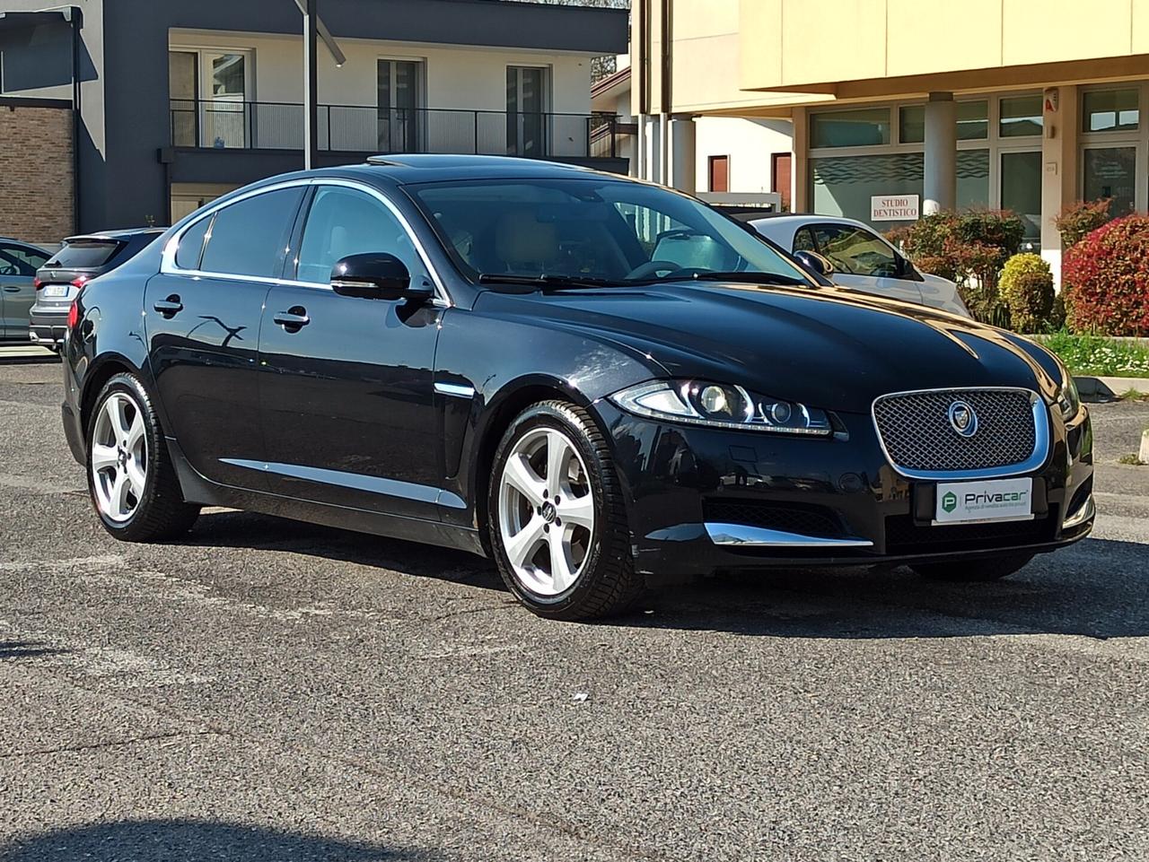Jaguar XF 3.0 DS V6 Luxury