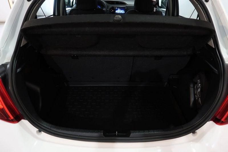 Toyota Yaris Yaris 5p 1.5h Active my16