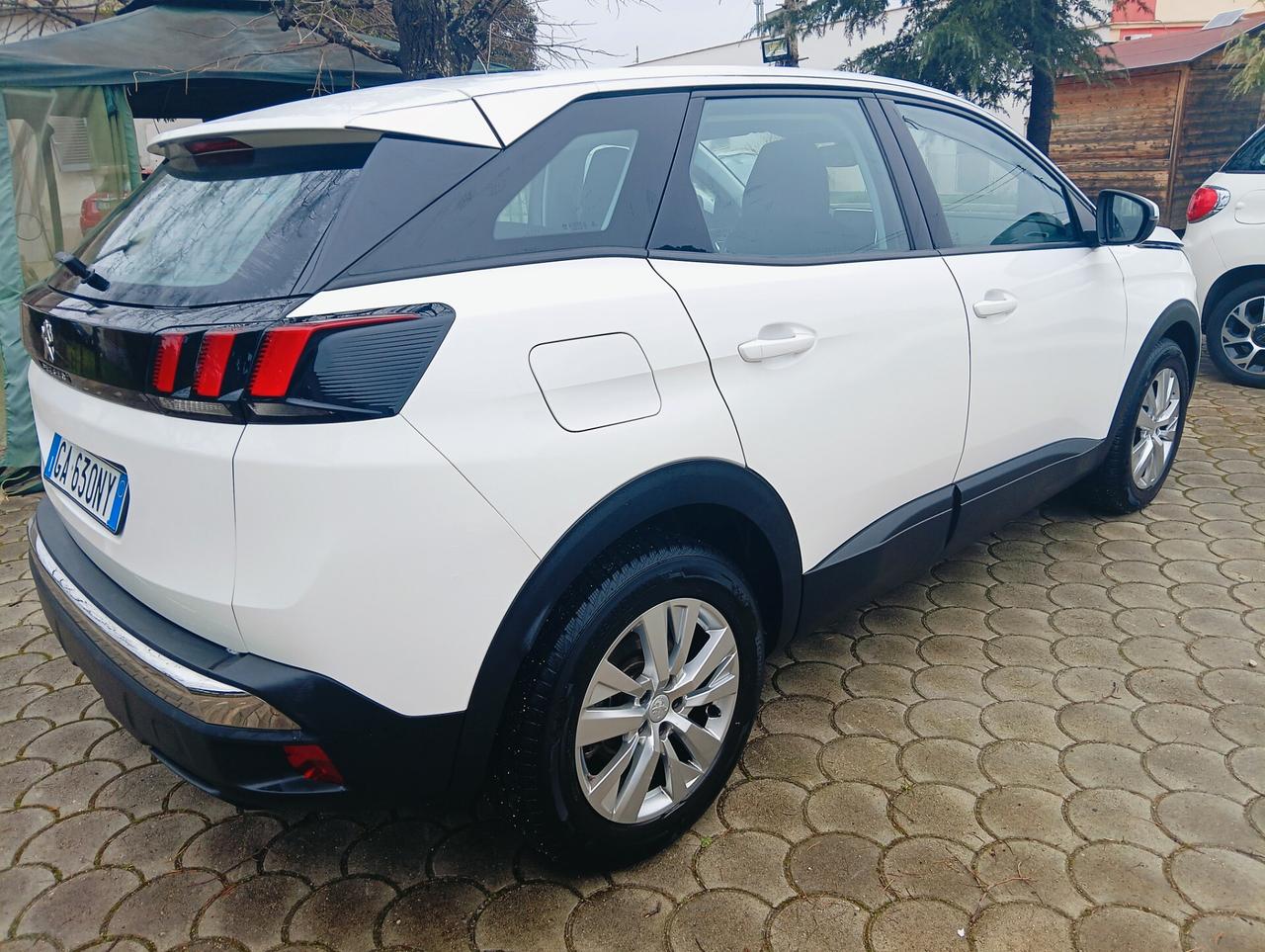 Peugeot 3008 BlueHDi 130 S&S Business