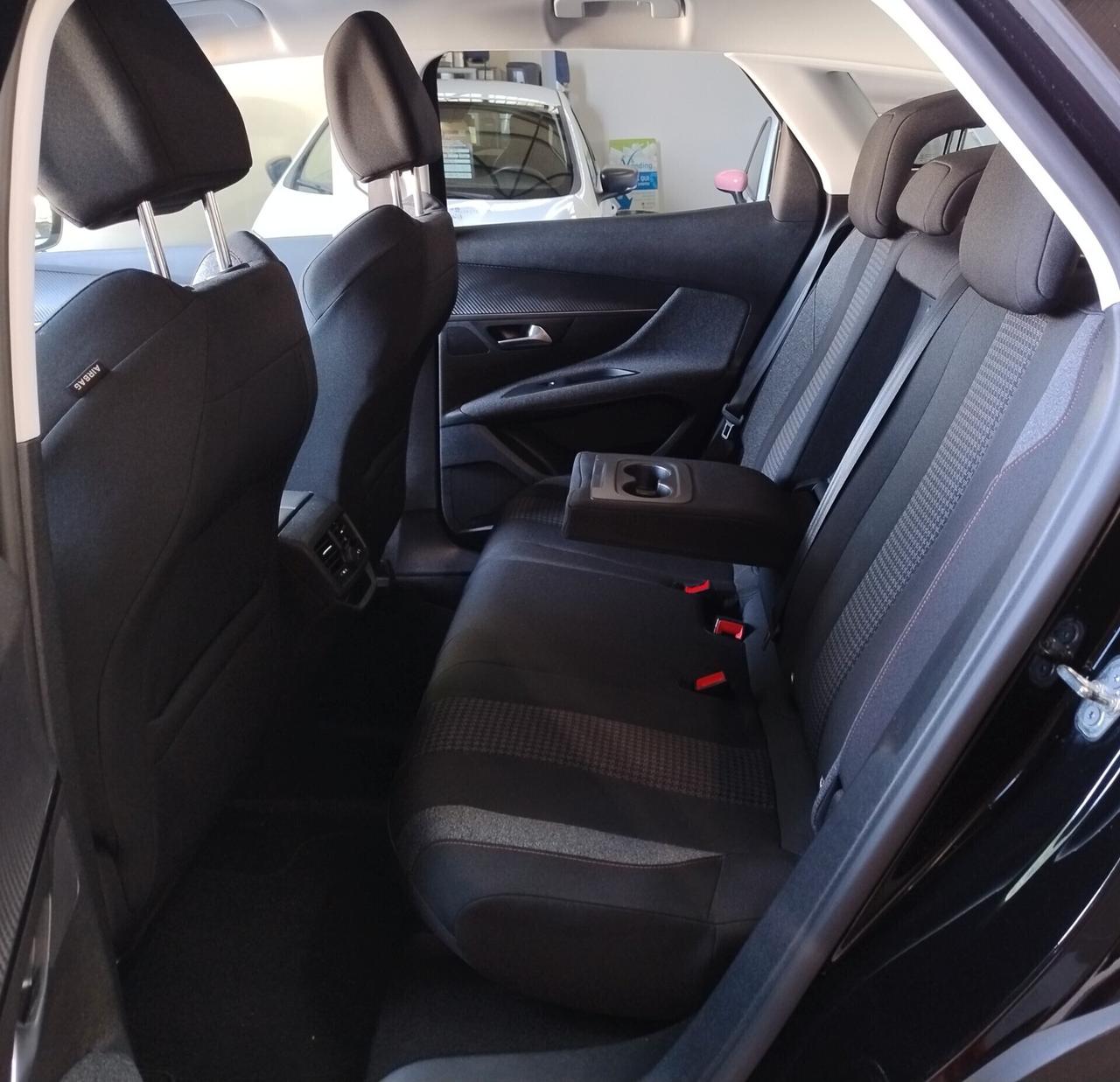 Peugeot 3008 1.5 HDi 131cv ALLURE - 2018