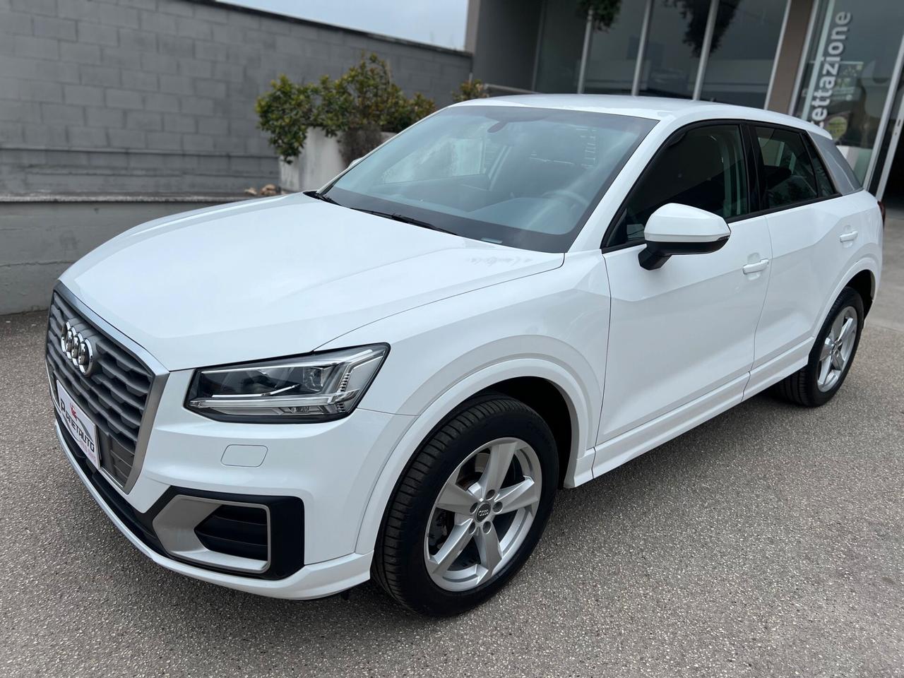 Audi Q2 30 1.6 tdi Business Design s-tronic LED/NAVI PERF.