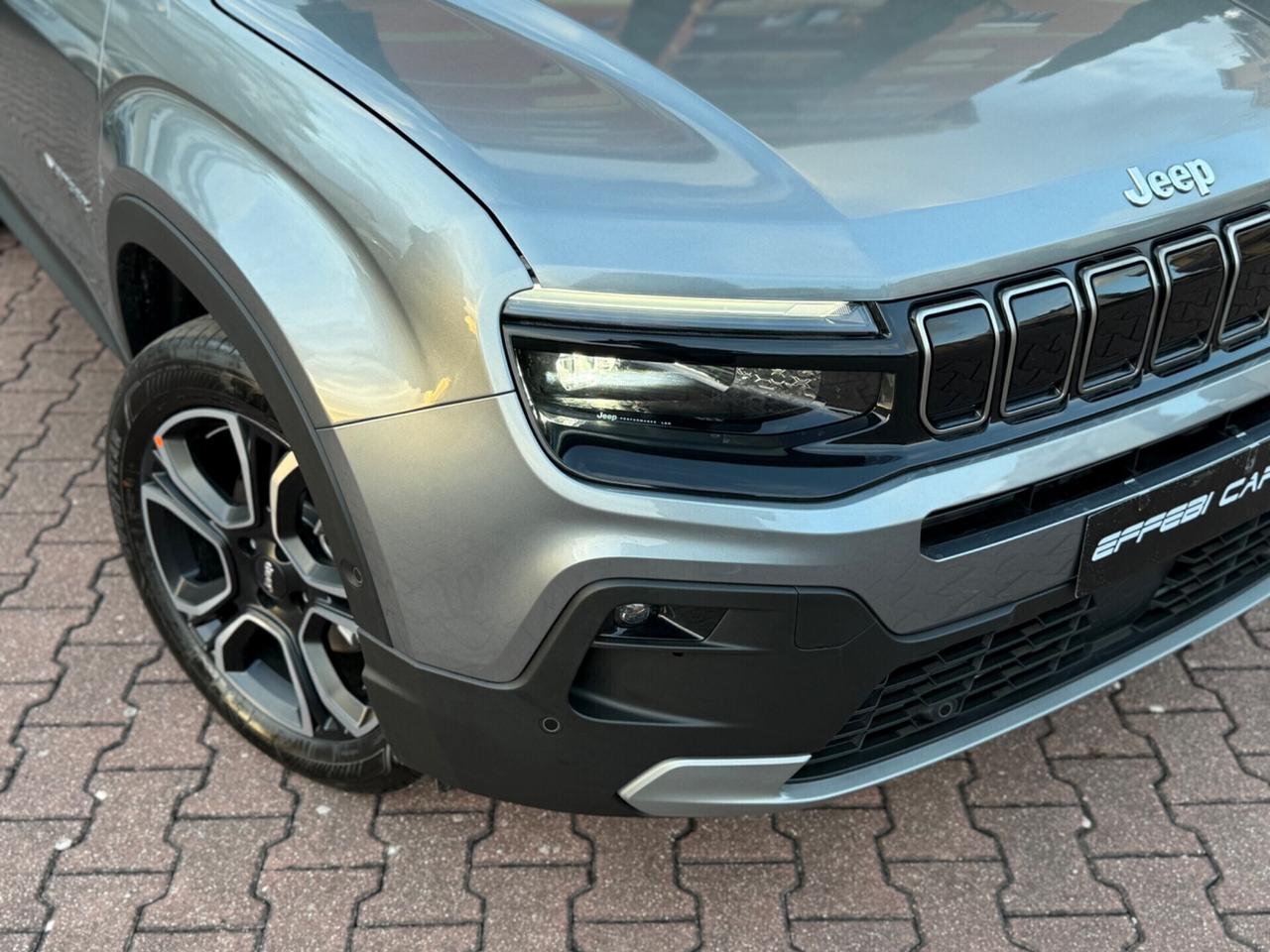 Jeep Avenger 1.2 e-Hybrid 110 cv MHEV Summit