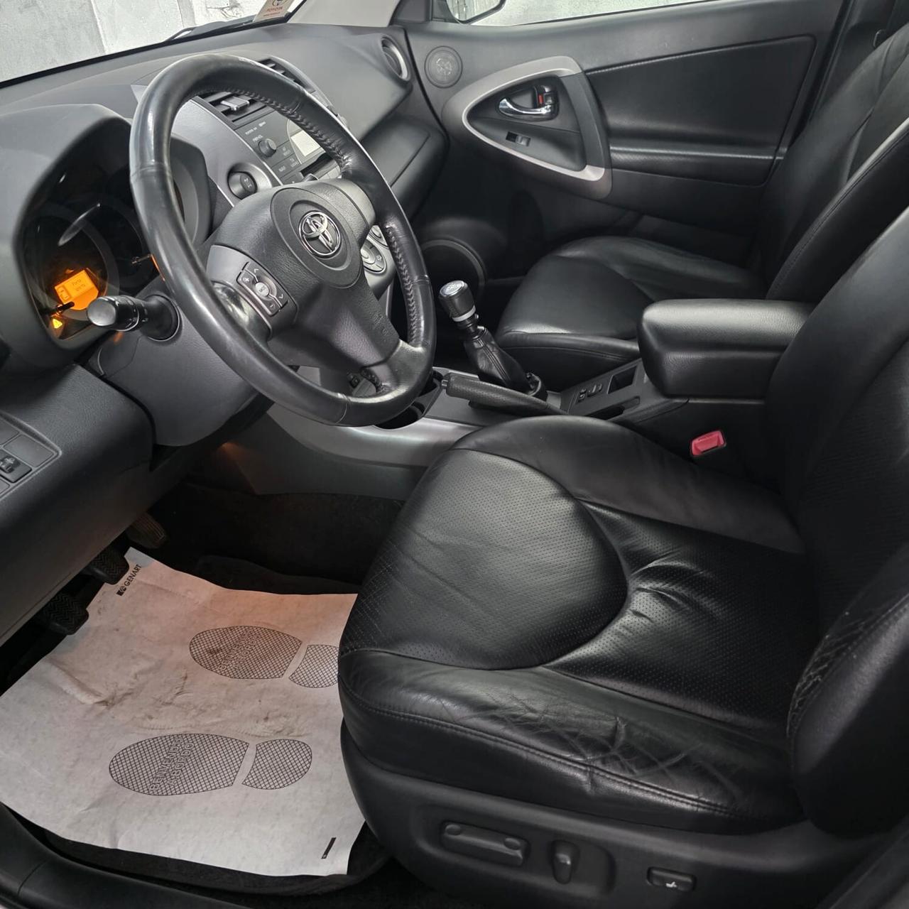 Toyota RAV 4 2.2 D 4X4