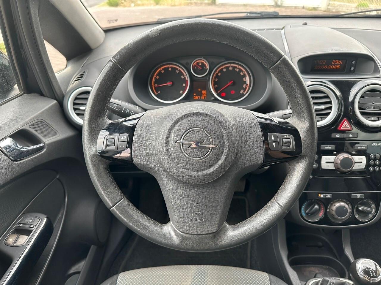 Opel Corsa 1.2 Cosmo *NEOPATENTATI