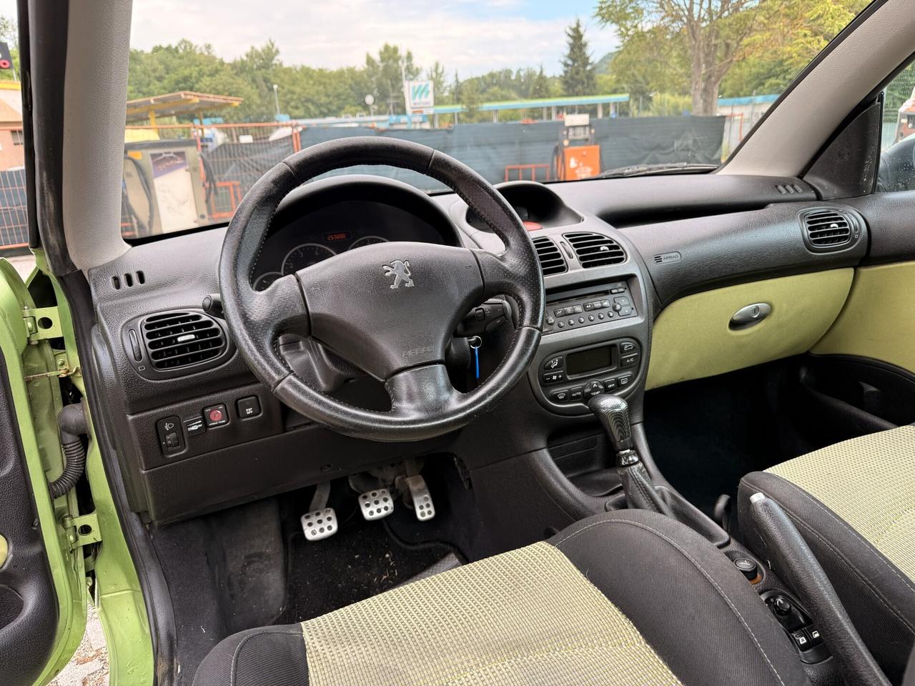 Peugeot 206 1.6 16V CC