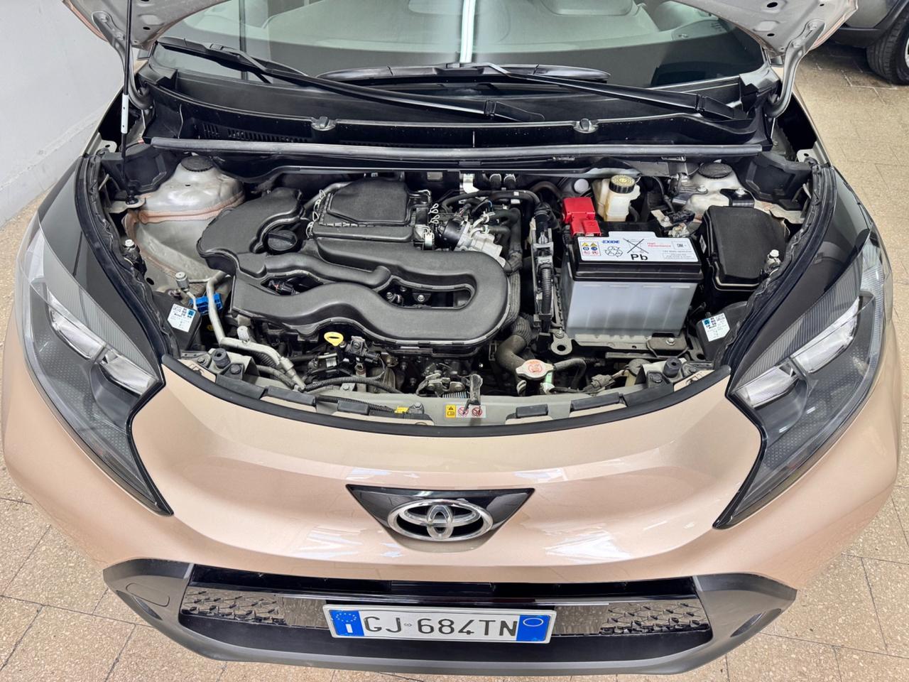 Toyota Aygo X 1.0 72 CV Lounge 3.000 KM - 11/2022