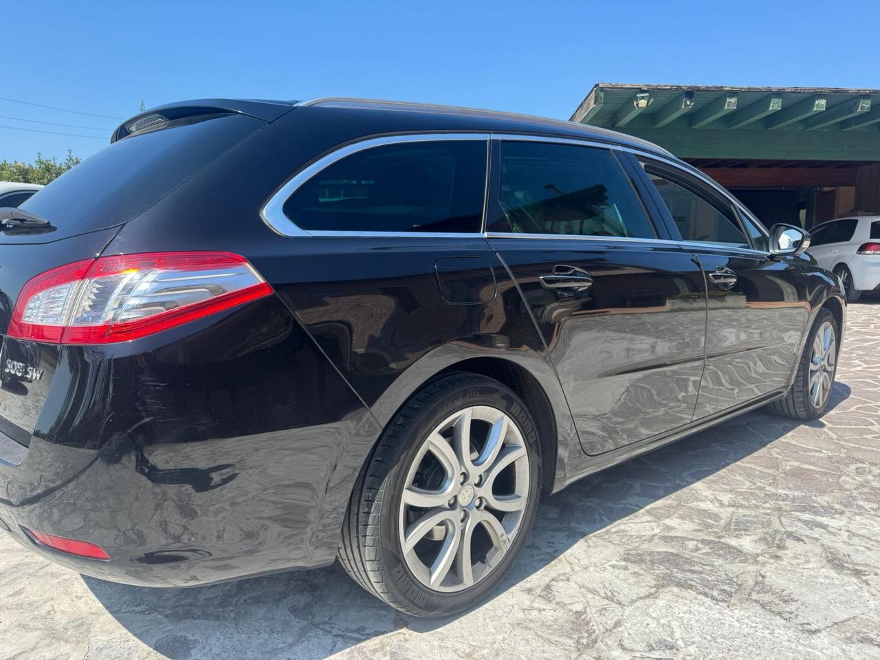 Peugeot 508 2.0 HDi 140CV SW Ciel Allure neopatentati