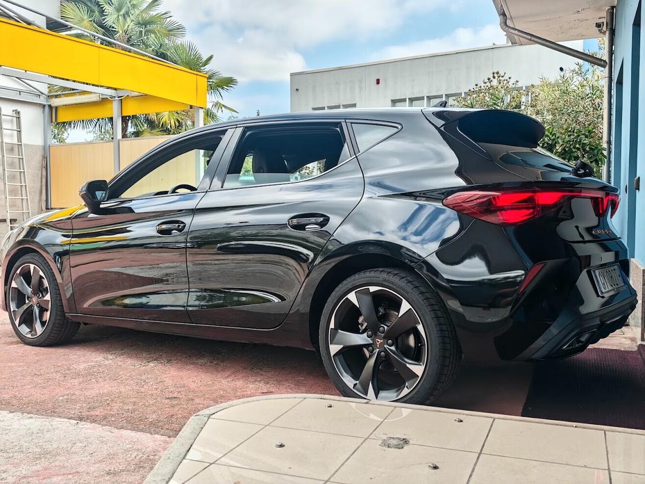 Cupra Leon 2.0 TDI 150 CV DSG 18mila km!!!!