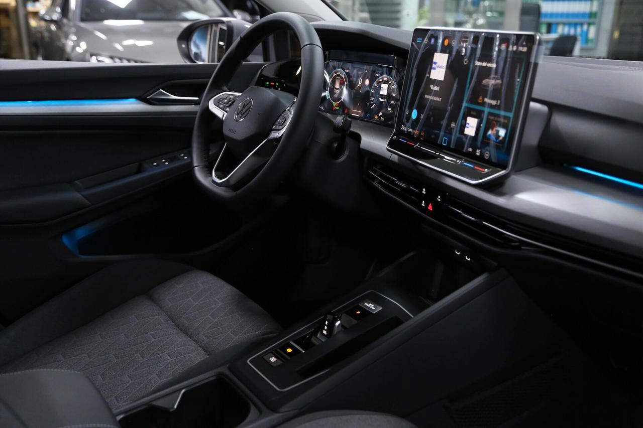 Volkswagen Golf 1.5 eTSI 115 cv DSG Edition Plus