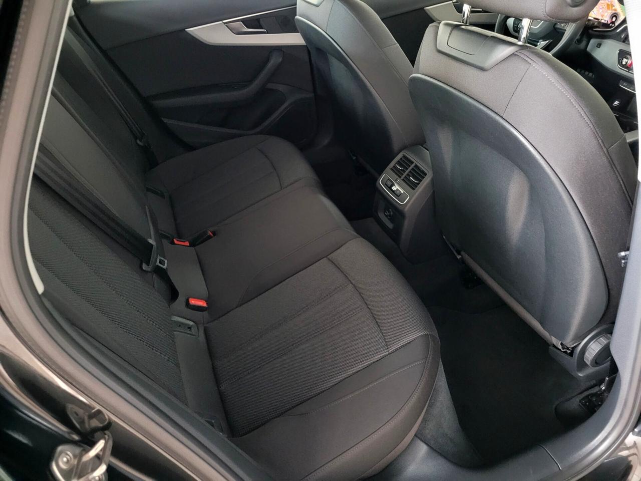 Audi A4 AVANT 35TDI MHEV S TRONIC FULL-LED NAVI CARPLAY