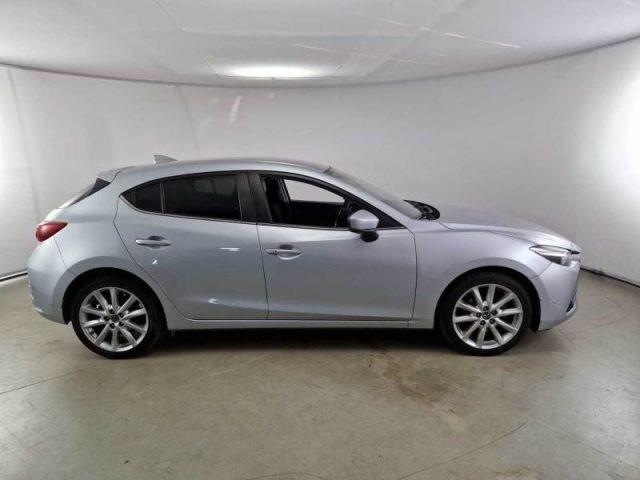 MAZDA 3 1.5 Skyactiv-D Exceed