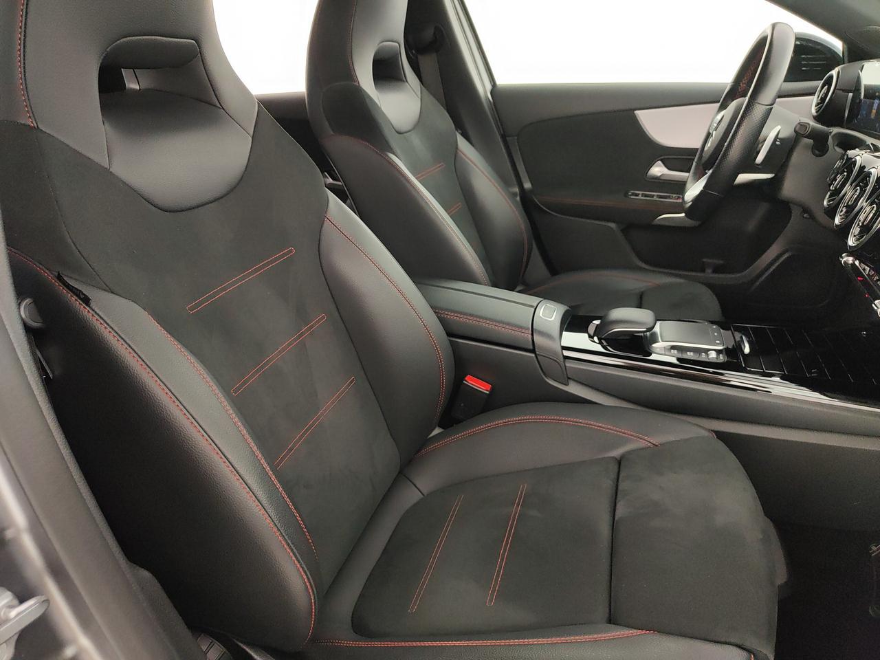 Mercedes-Benz A 180 d Premium auto