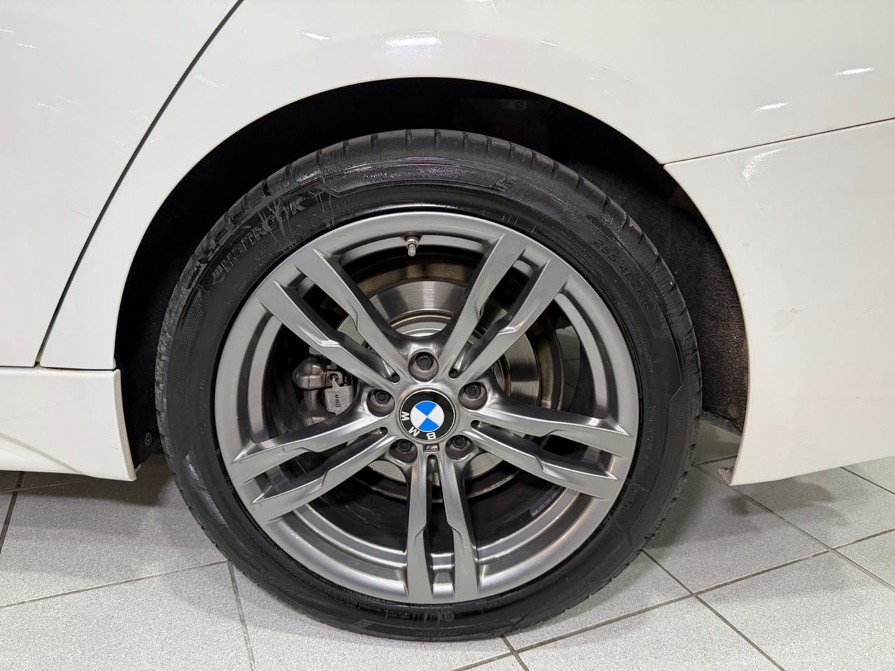 Bmw 320 320d xDrive Touring Msport