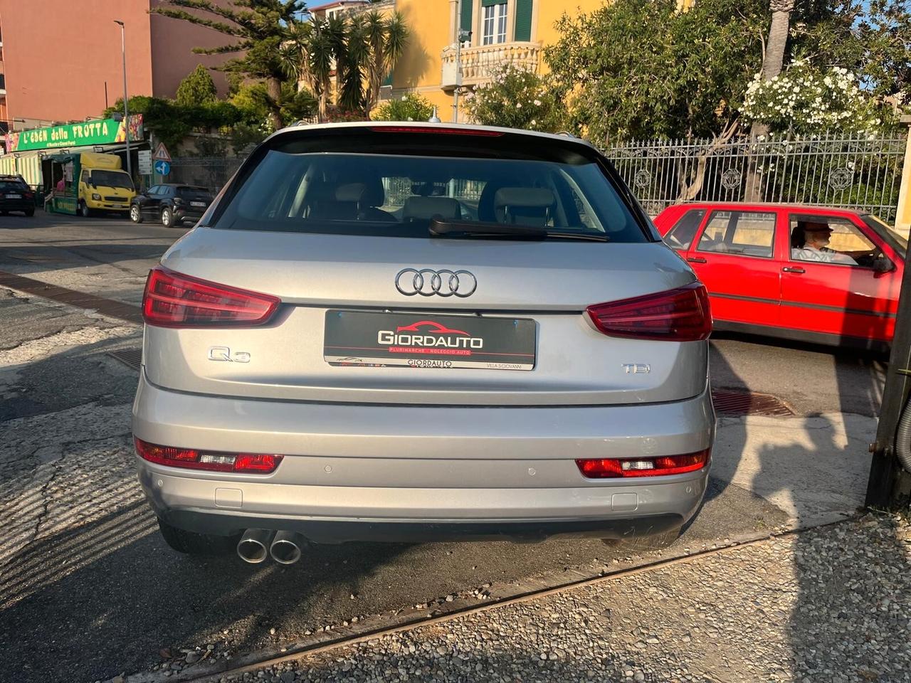Audi Q3 2.0 TDI 150 CV Business