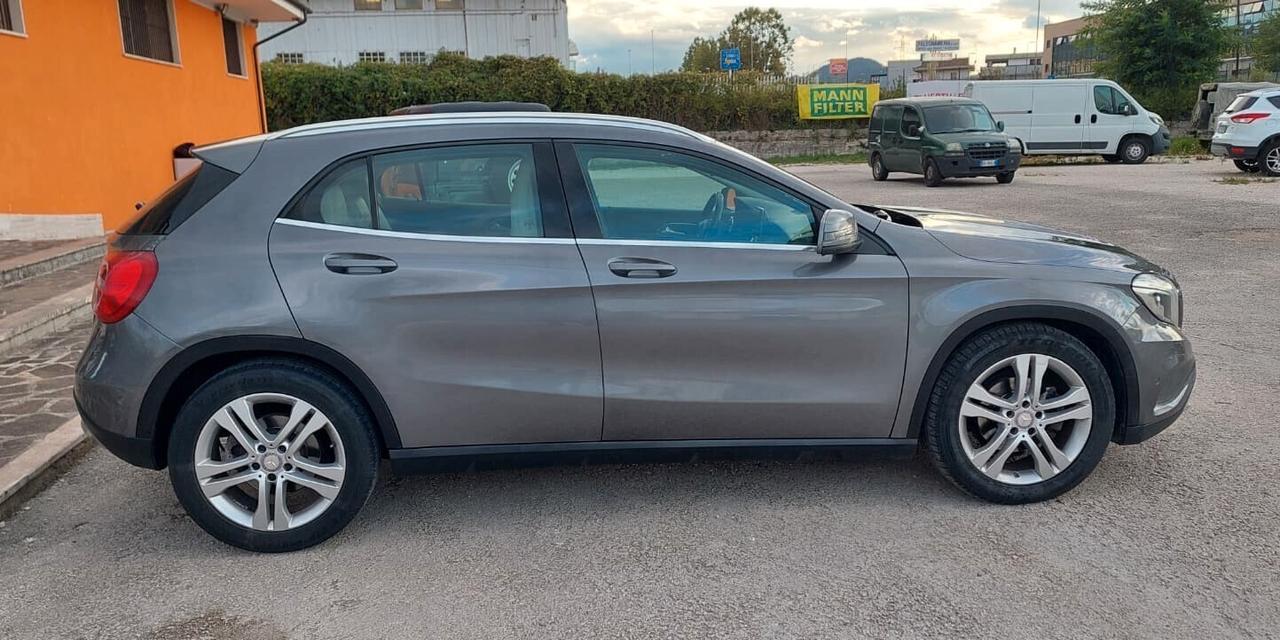 Mercedes-benz GLA 200 CDI Automatic Premium