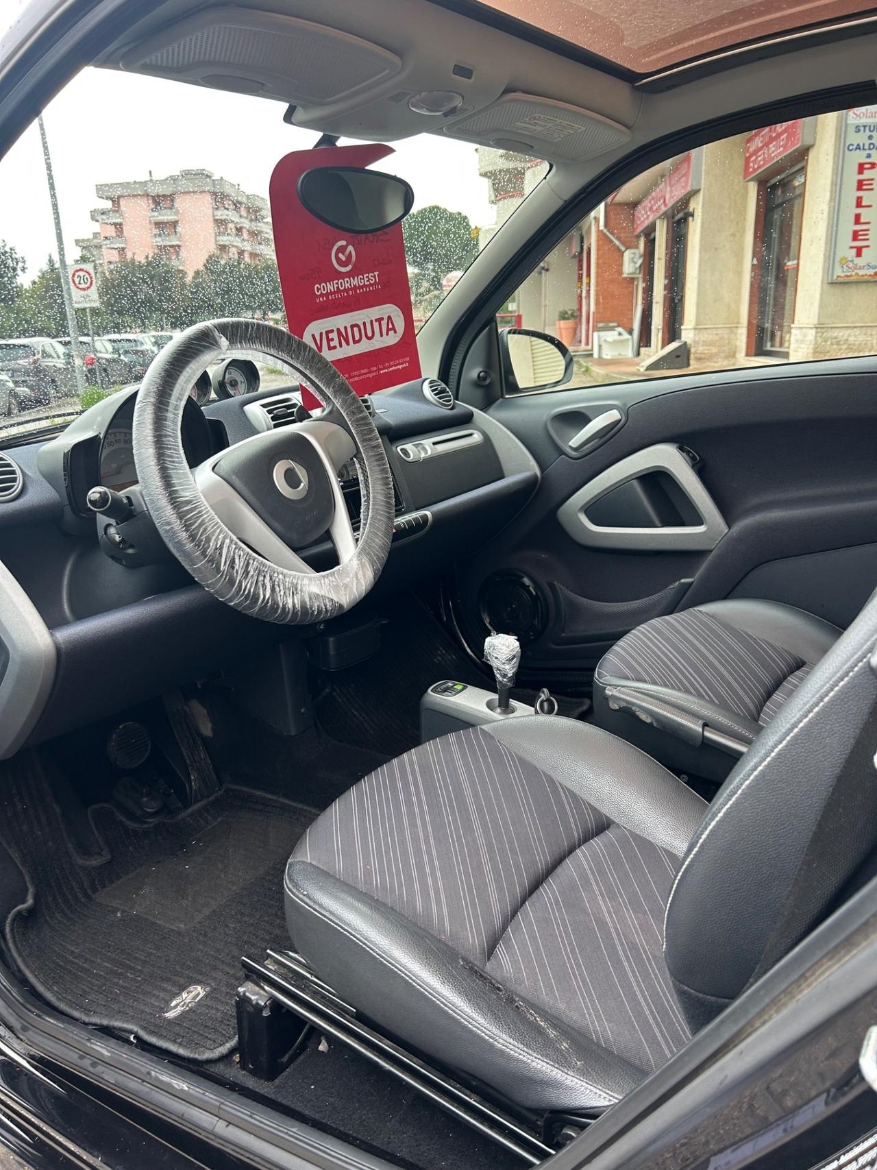 Smart ForTwo 1000 52 kW coupé pure