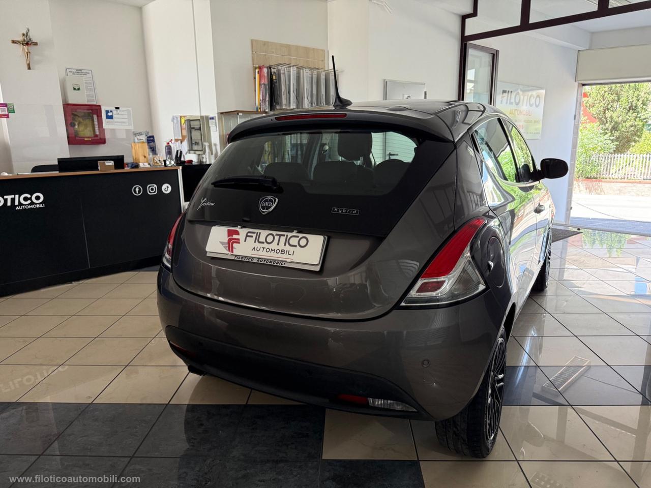 LANCIA Ypsilon 1.0 FireFly 5p.S&S Hybryd Gold 5 POSTO, CARPLAY