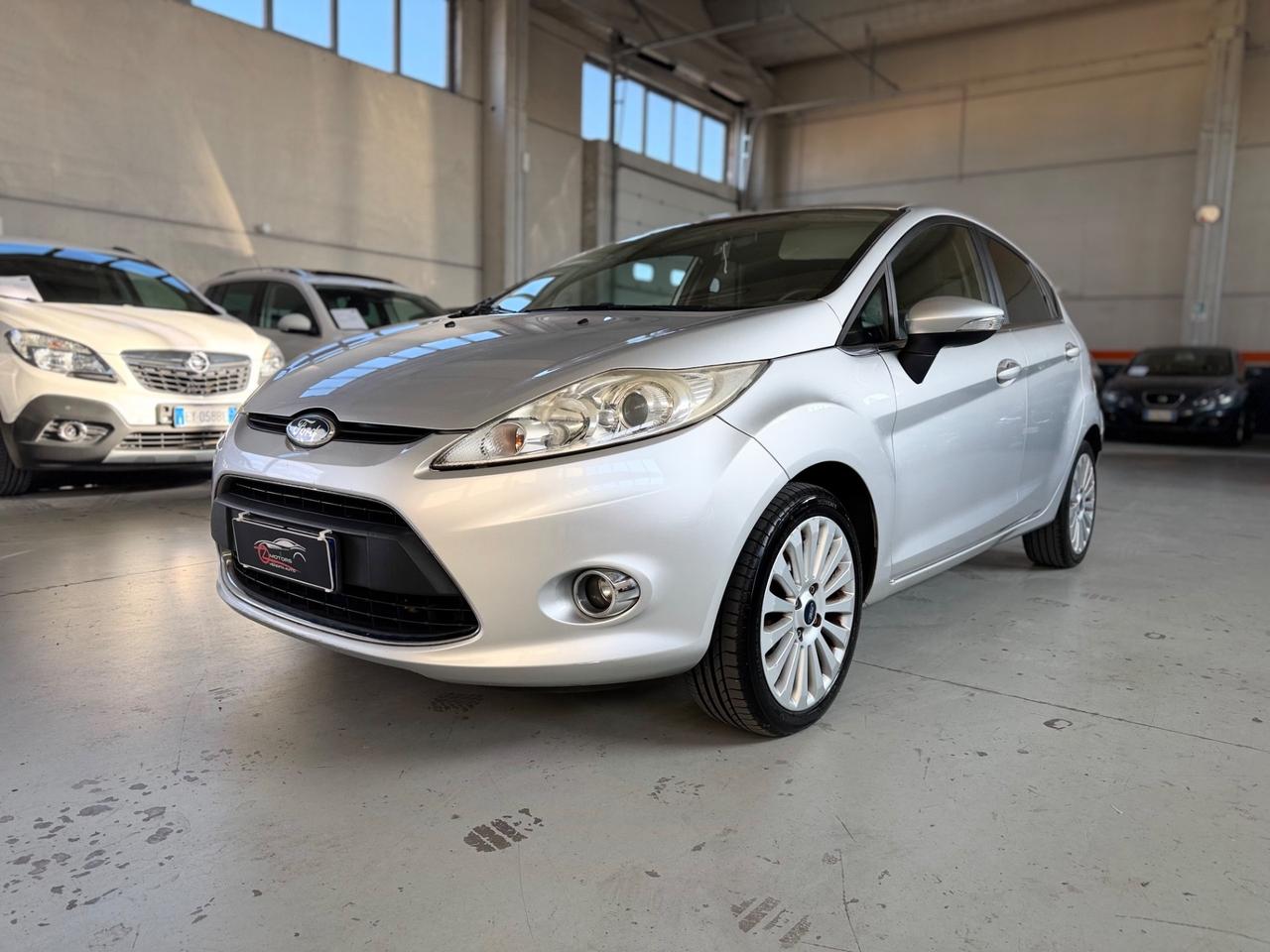 Ford Fiesta 1.2 82 CV 5 porte Titanium NEOPATENTATI