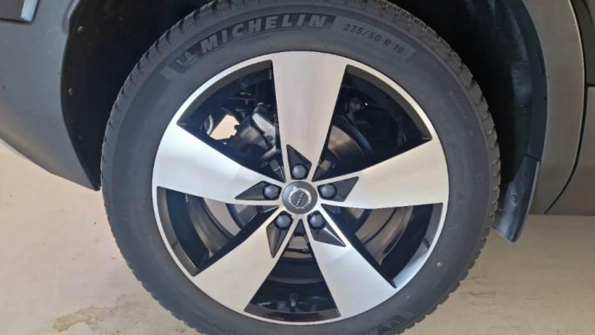 VOLVO Xc40 T3 Geartronic Momentum Pro