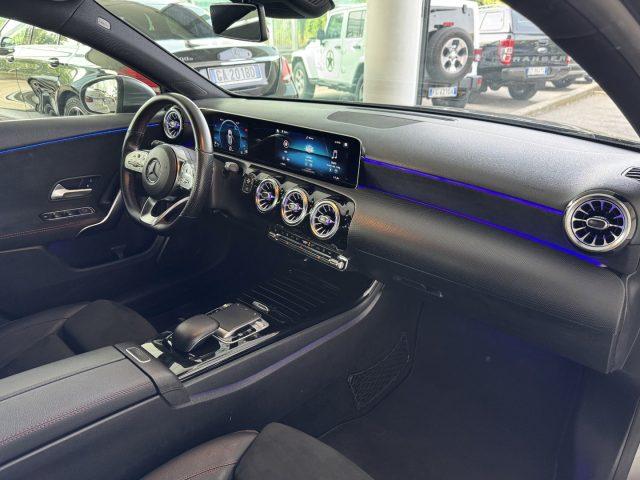 MERCEDES-BENZ A 200 163cv Automatic Premium AMG