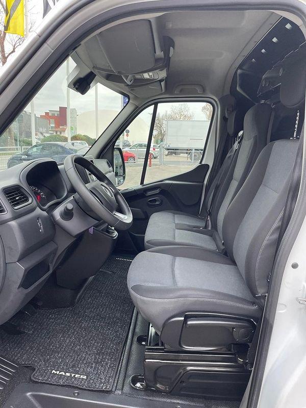 Renault Master T35 2.3 dci 135cv L3H2 Ice RENAULT - T35 2.3 DCI