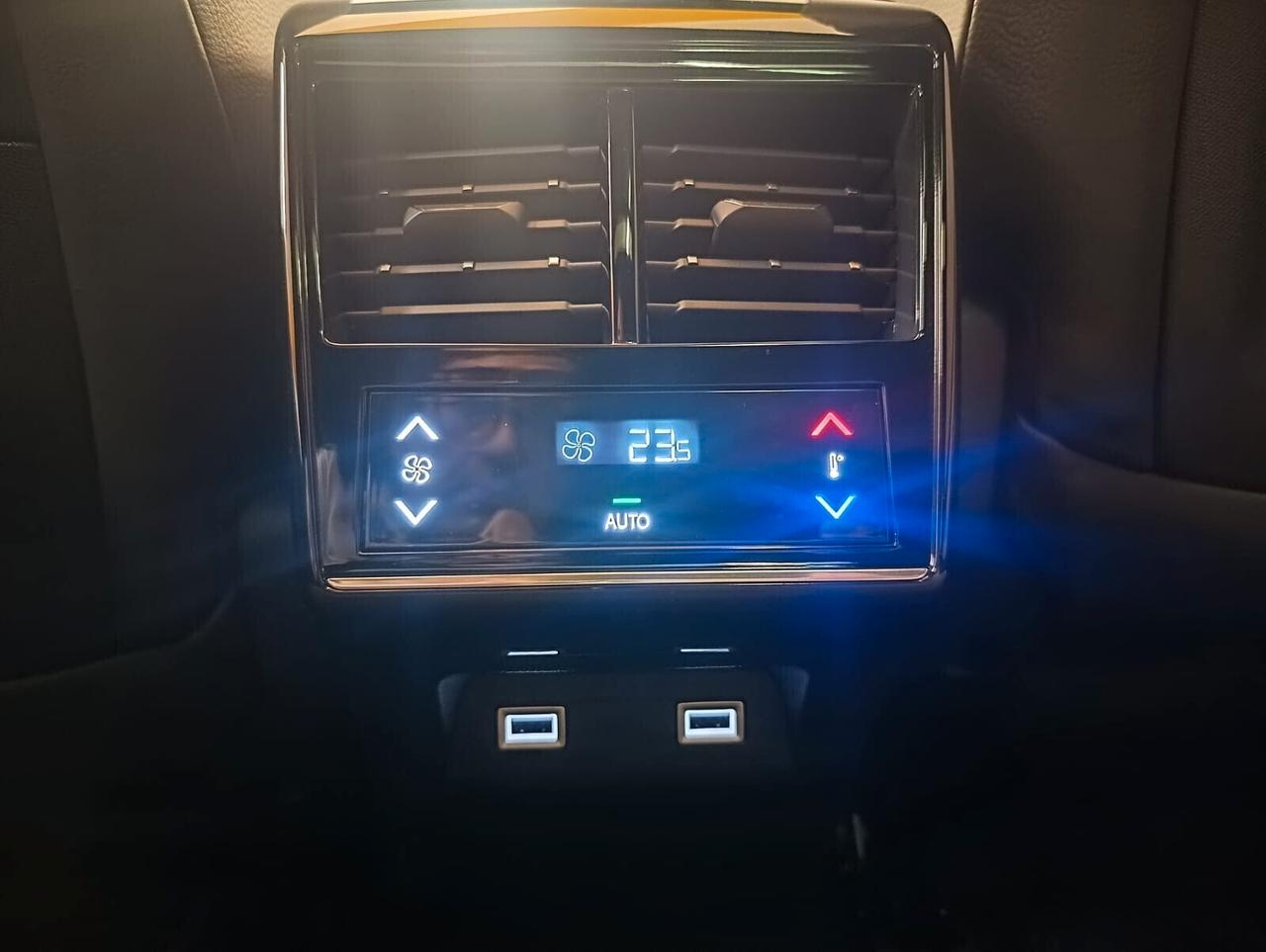 DS DS7 Crossback 1.6 E-Tthense Plug-In Hybrid 4×4 Ligne Noire