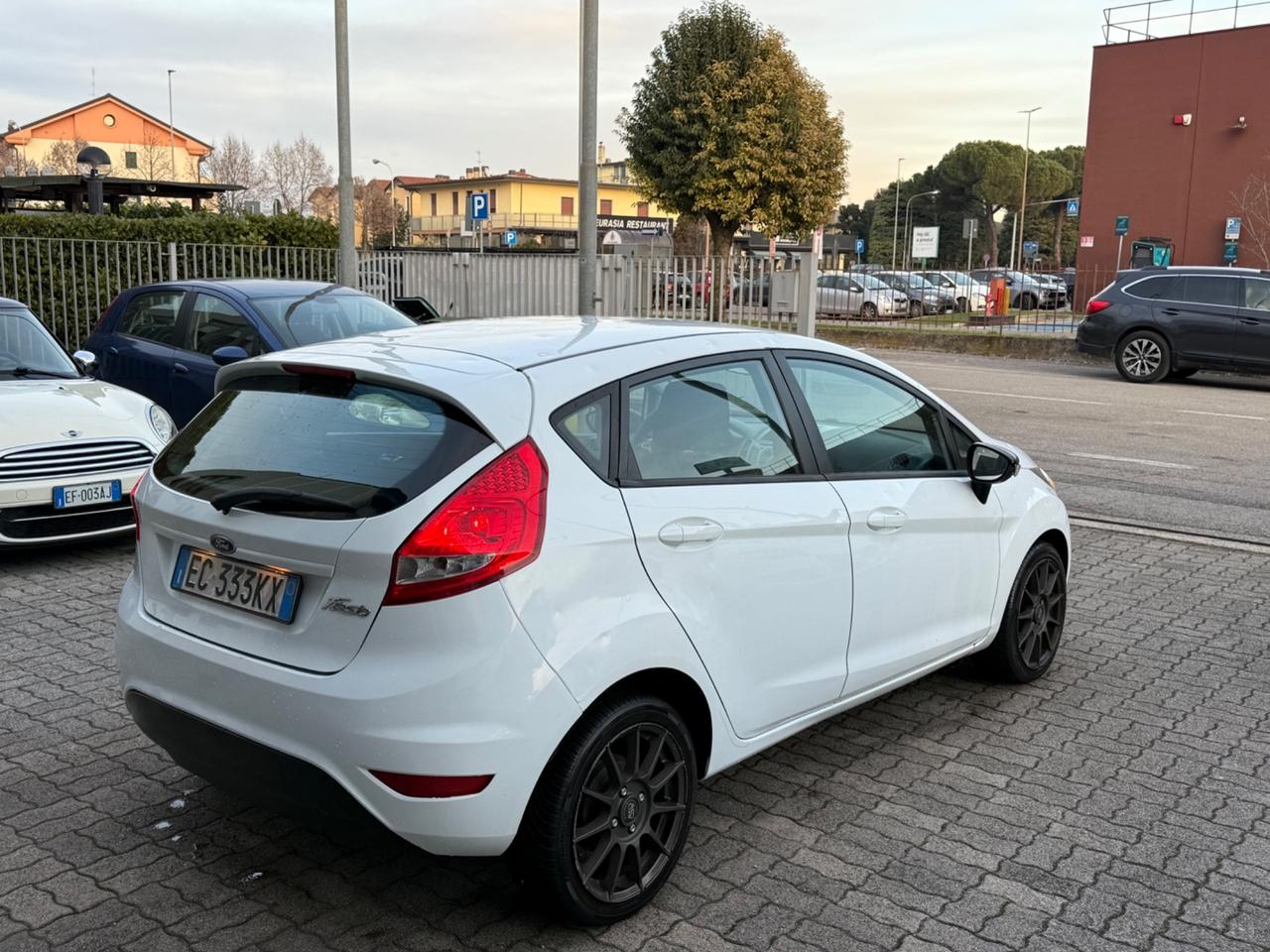 Ford Fiesta 1.4 5 porte Bz.- GPL Titanium