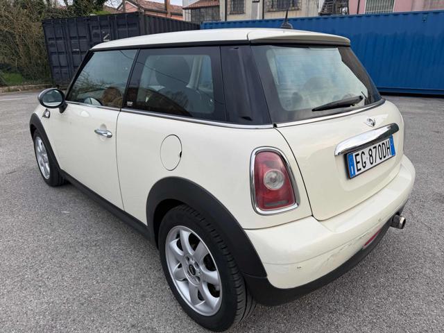 MINI Cooper Mini 1.6 16VAbbey Road (72 kw)senza lavoro da fare