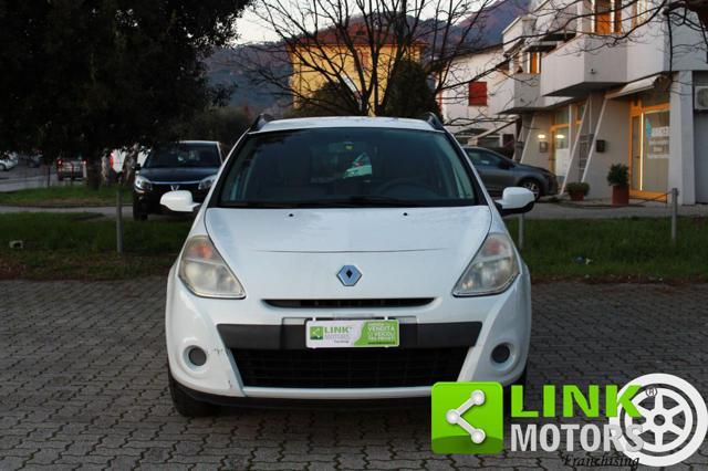 RENAULT Clio 1.2 16V SporTour Confort