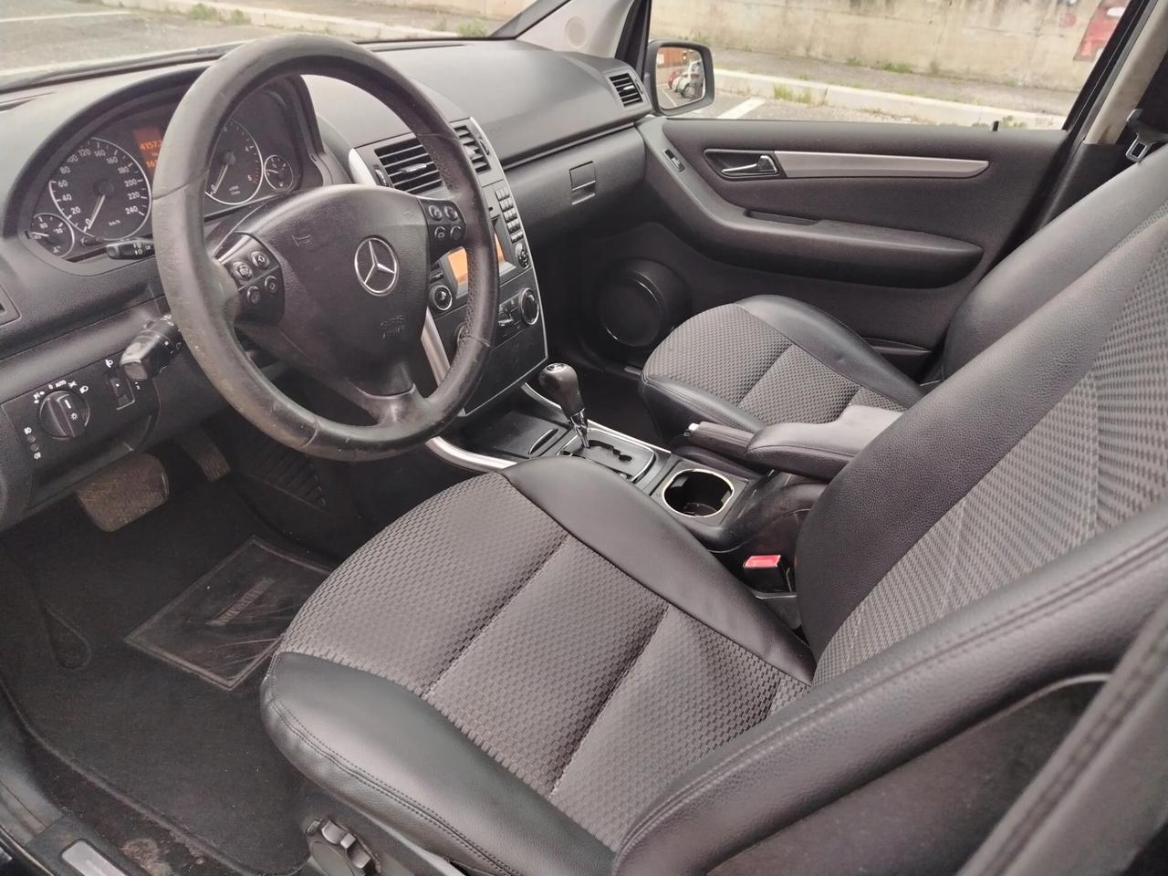 Mercedes-benz A 180 CDI Cambio AUTOMATICO!!! SOLO 160000 KM!!!!!