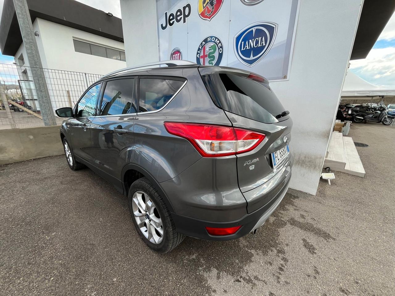 Ford Kuga 2.0 TDCI 163 CV 4WD Powershift Titanium