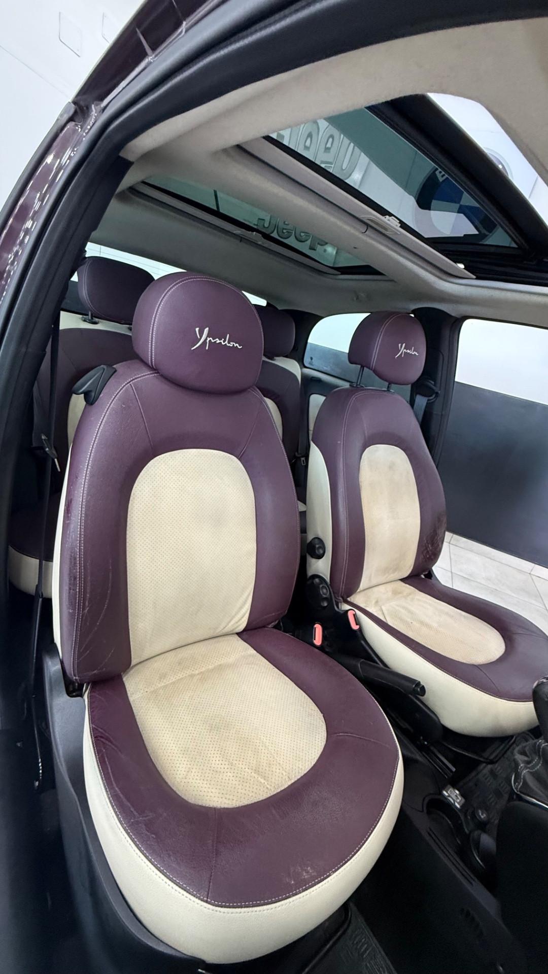 Lancia Ypsilon 1.3 MJT 75 CV Platino