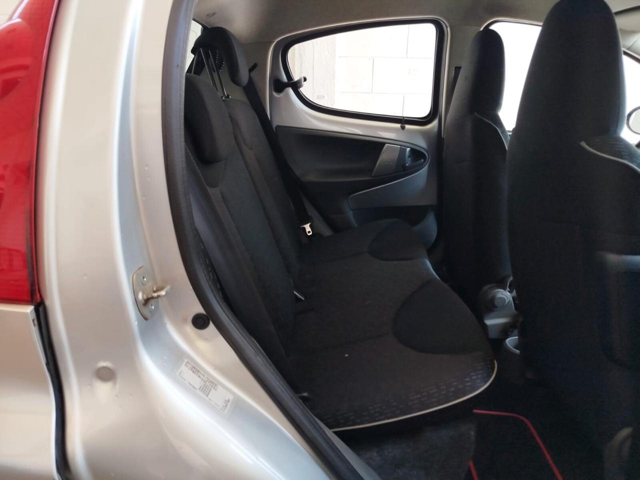 Peugeot 107 1.0 12v Allure (sweet years) 5p 2tronic FL