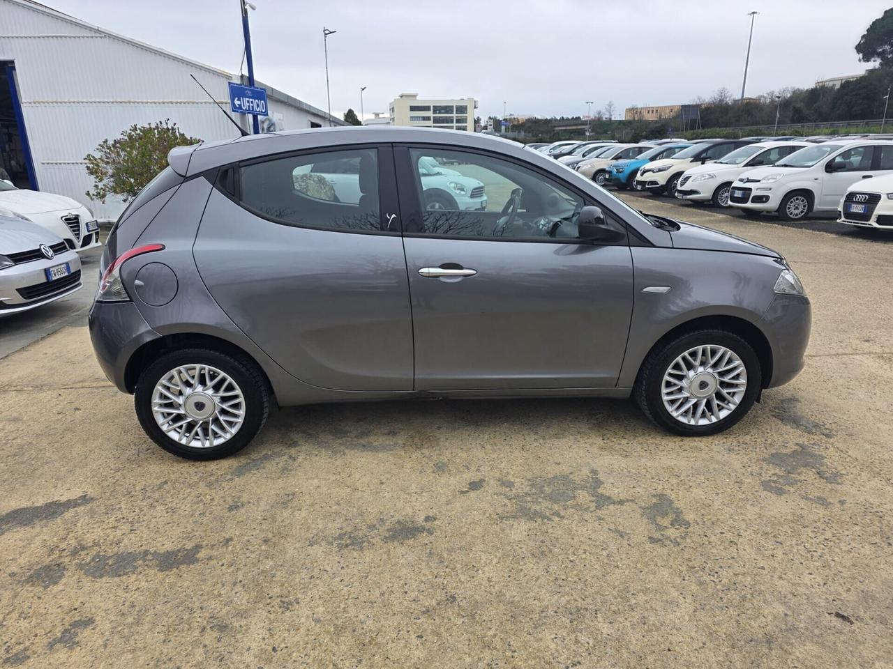 Lancia Ypsilon 1.3 MJT 16V 95 CV 5 porte S&S Gold